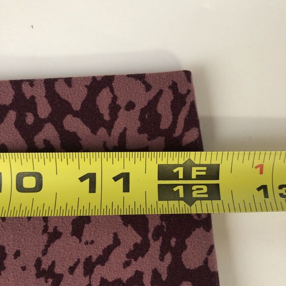 Athleta Women's Salutation Stash Pocket II Leggings Animal Print Small Petite - Picture 6 of 13